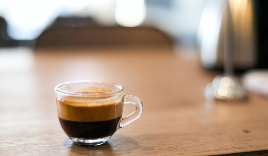 Photo by Di Bella Coffee: https://www.pexels.com/photo/selective-focus-photography-of-a-cup-of-black-coffee-1233528/ light roast coffee